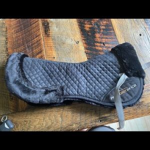 Faux Sheepskin Half pad